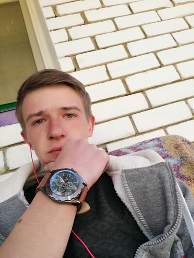  ,   Andrei, 25 ,   ,   , c 
