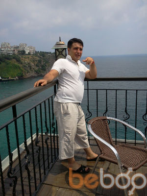  1432526  Faik, 43 ,    