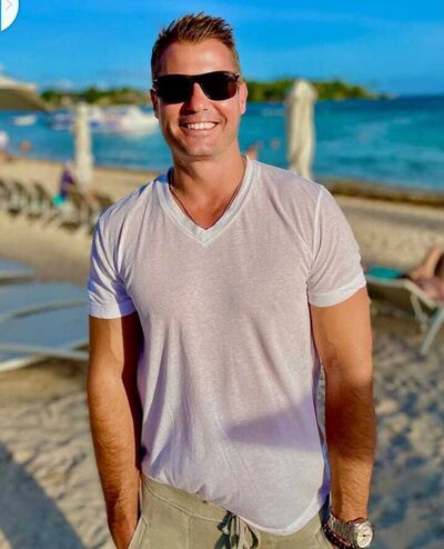  ,   Alexander, 52 ,   ,   