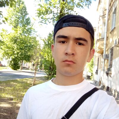  -,   Komron, 21 ,   ,   