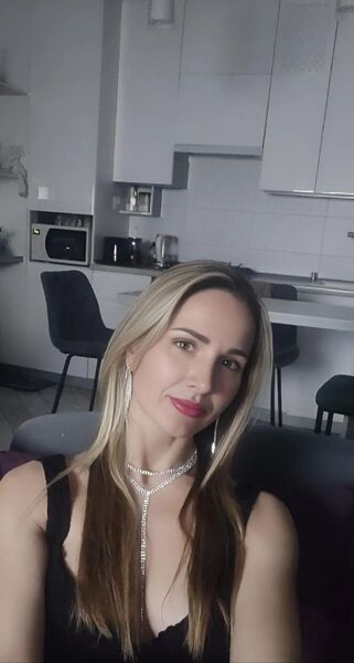  --,   , 42 ,   c 