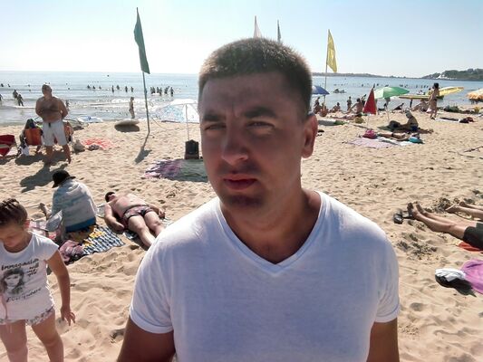  ,   ARTUR, 41 ,   