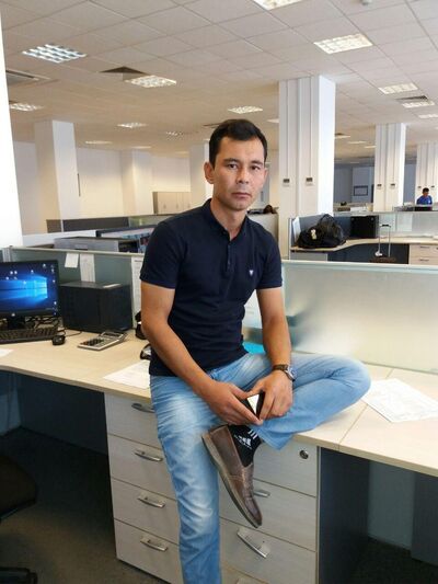  ,   Rufat, 35 ,   