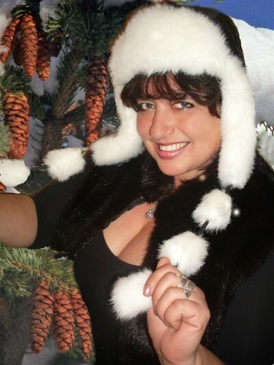  ,   Elena, 51 ,  