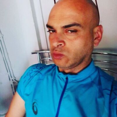  ,   Ayman, 39 ,   ,   , c , 