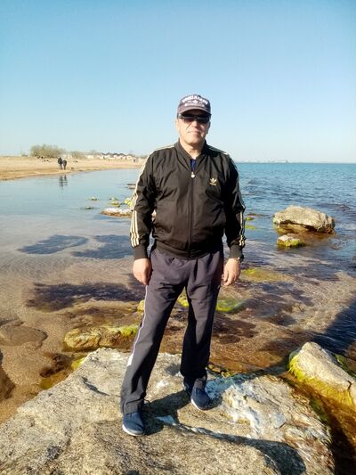  ,   Viktor, 59 ,   ,   , c 
