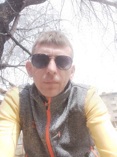  ,   Ivan, 37 ,   ,   