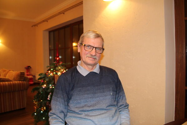  -,   , 74 ,   ,   , c 