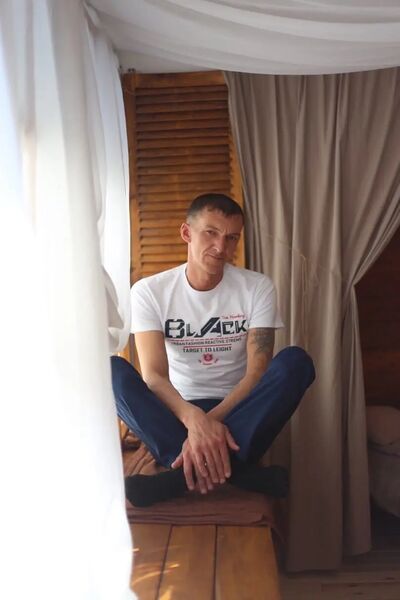  ,   Artem, 40 ,   ,   , c , 