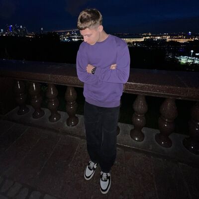  ,   Ilya, 23 ,   ,   