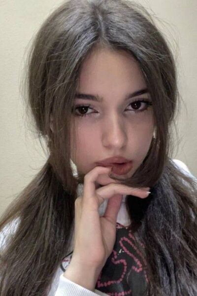  ,   Alisa, 28 ,   ,   