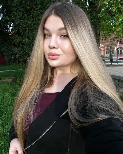  ,   Valeriia, 24 ,   