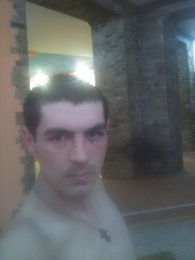  ,   Mihail, 38 ,  