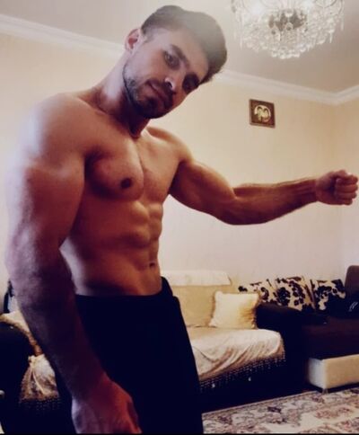  ,   Eli, 24 ,   ,   