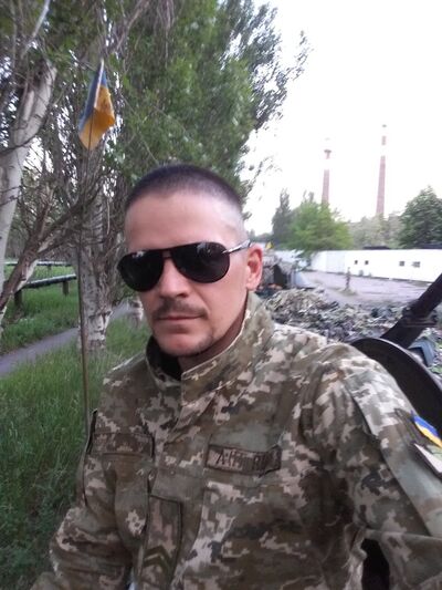  -,   , 37 ,   