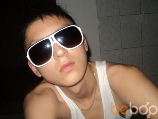  ,   Islan, 31 ,  