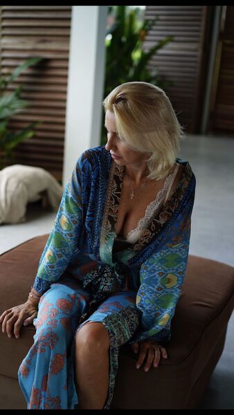  Denpasar,   , 43 ,     , c 