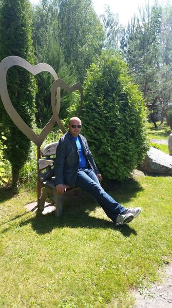  Nacka,   Sergey, 51 ,   ,   , c , 