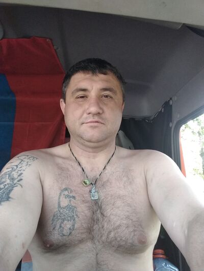  ,   Nikolai, 39 ,  