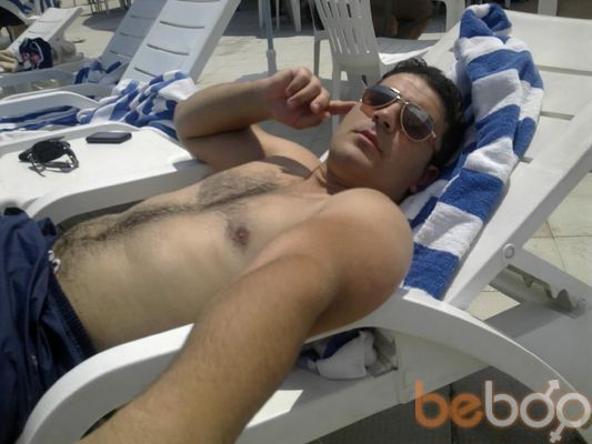  ,   Riyad, 39 ,  