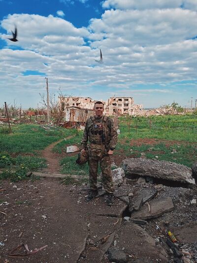  ,   Ivan, 24 ,   ,   