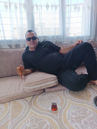  --,   Mehmet, 42 ,   ,   