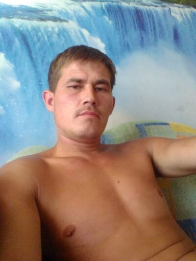  -,   Ivan, 40 ,   