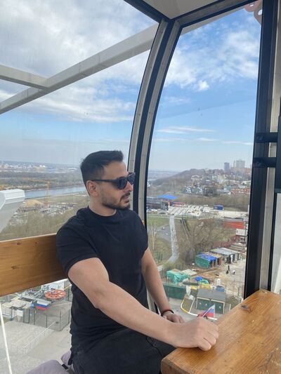   ,   John, 34 ,   ,   , c 