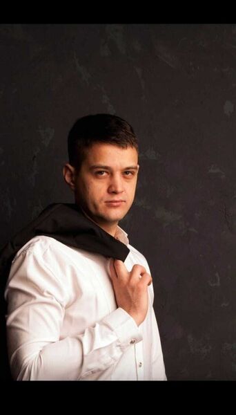  ,   Dmitrii, 33 ,   ,   