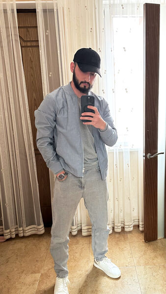  ,   Alan, 26 ,   ,   