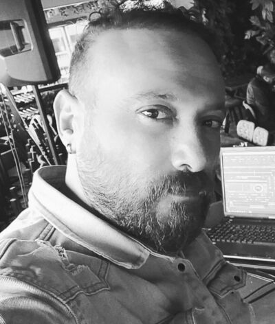 ,   Ozan, 42 ,   ,   , c 