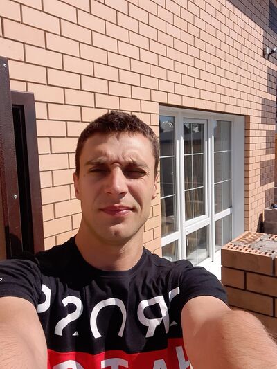  ,   Nikola, 37 ,   ,   