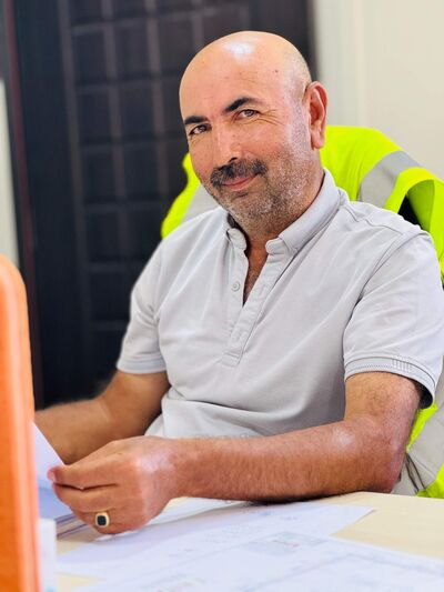  ,   Aydin, 49 ,   ,   