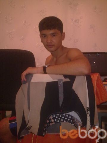  ,   Merik, 33 ,   