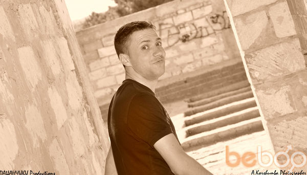  ,   Mr Freeman, 35 ,   