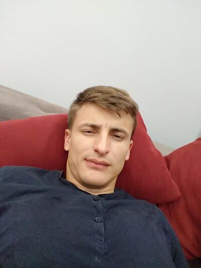  ,   Pol, 36 ,  
