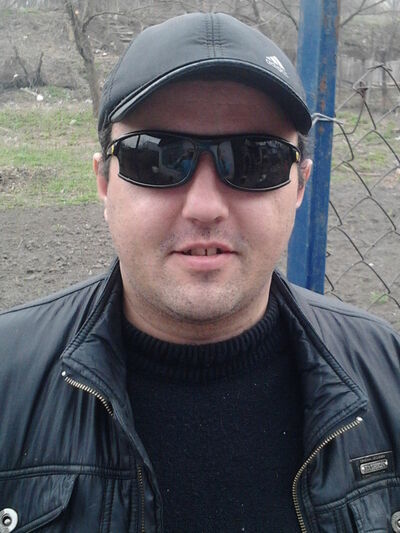  ,   Artem, 44 ,   ,   , c 