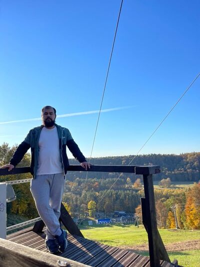  Lund,   Shohjahon, 32 ,   ,   