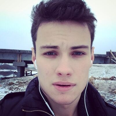  ,   Nik, 20 ,   ,   