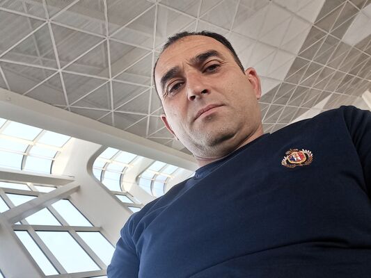  ,   Huseyin, 45 ,   ,   