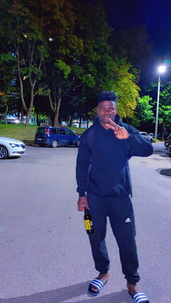  ,   Jacques, 28 ,   ,   