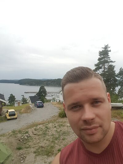  ,   Andrej, 41 ,   