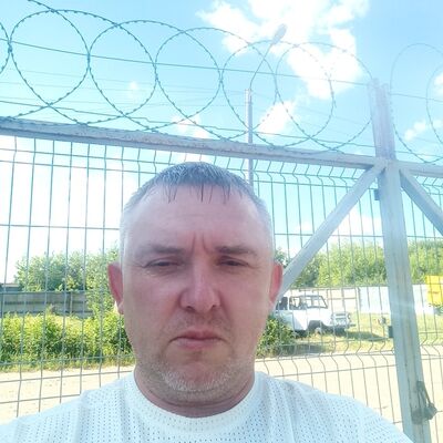  ,   Aleks, 42 ,   ,   