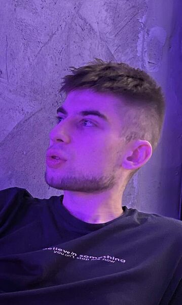  ,   Artem, 25 ,   ,   