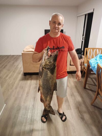  ,   Victor, 44 ,   , 
