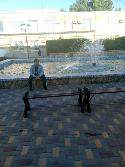  ,   Dimon, 44 ,   c 