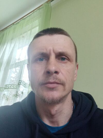  ,   Maksim, 40 ,   ,   