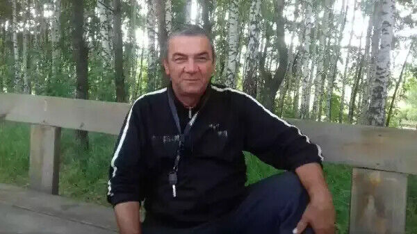  ,   Rustam, 62 ,   ,   , c , 