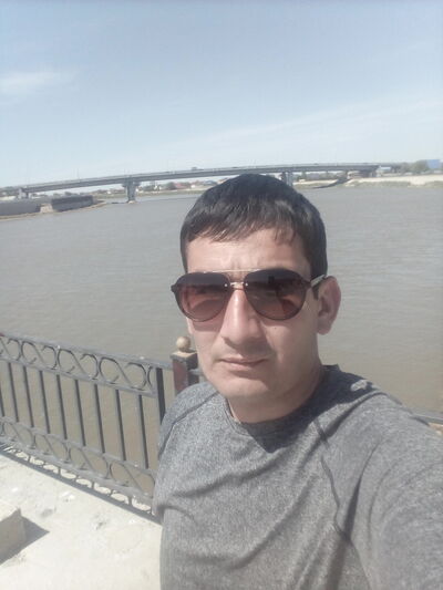  Targu Jiu,   , 39 ,   ,   , c 