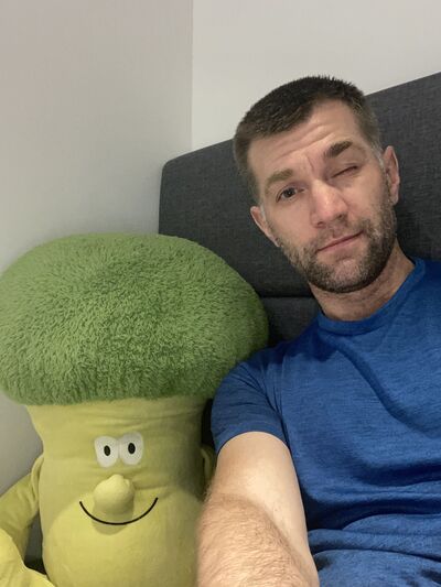  ,   Denis, 42 ,   ,   , 